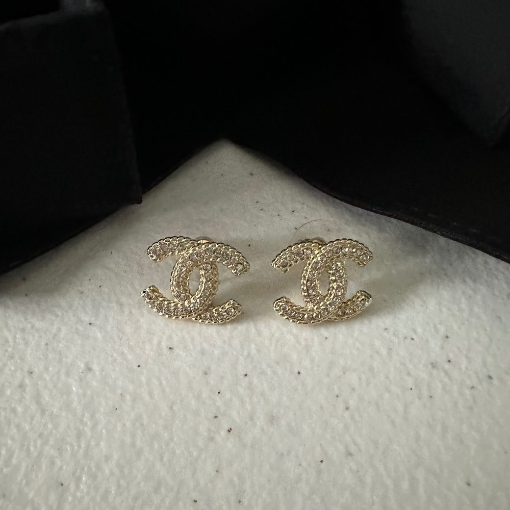 CHANEL Crystals Stud Earrings authentic